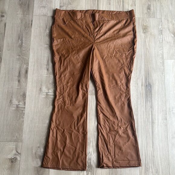 NWT Torrid Full Length Signature Waist Faux Leather Boot Legging Brown 4 4X - Picture 1 of 6